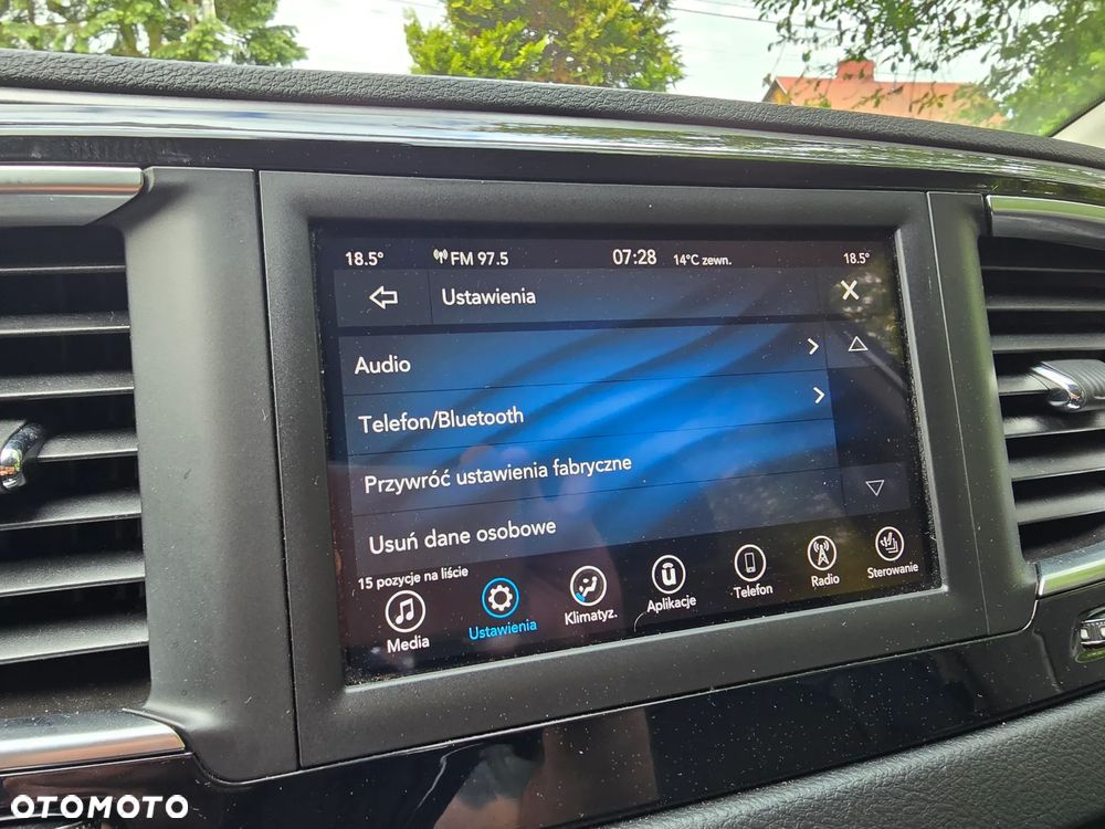 Chrysler Pacifica - 28