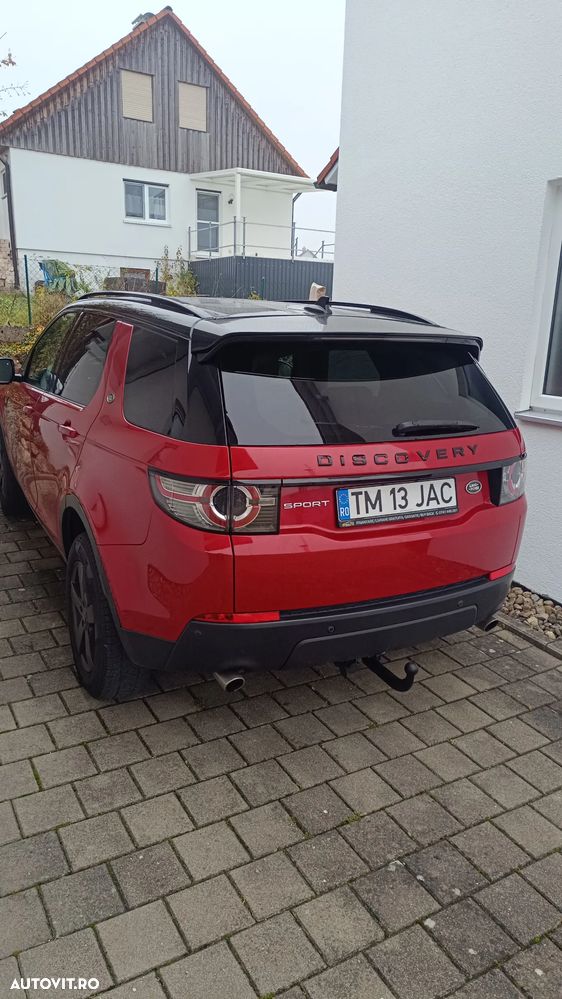 Land Rover Discovery Sport - 11