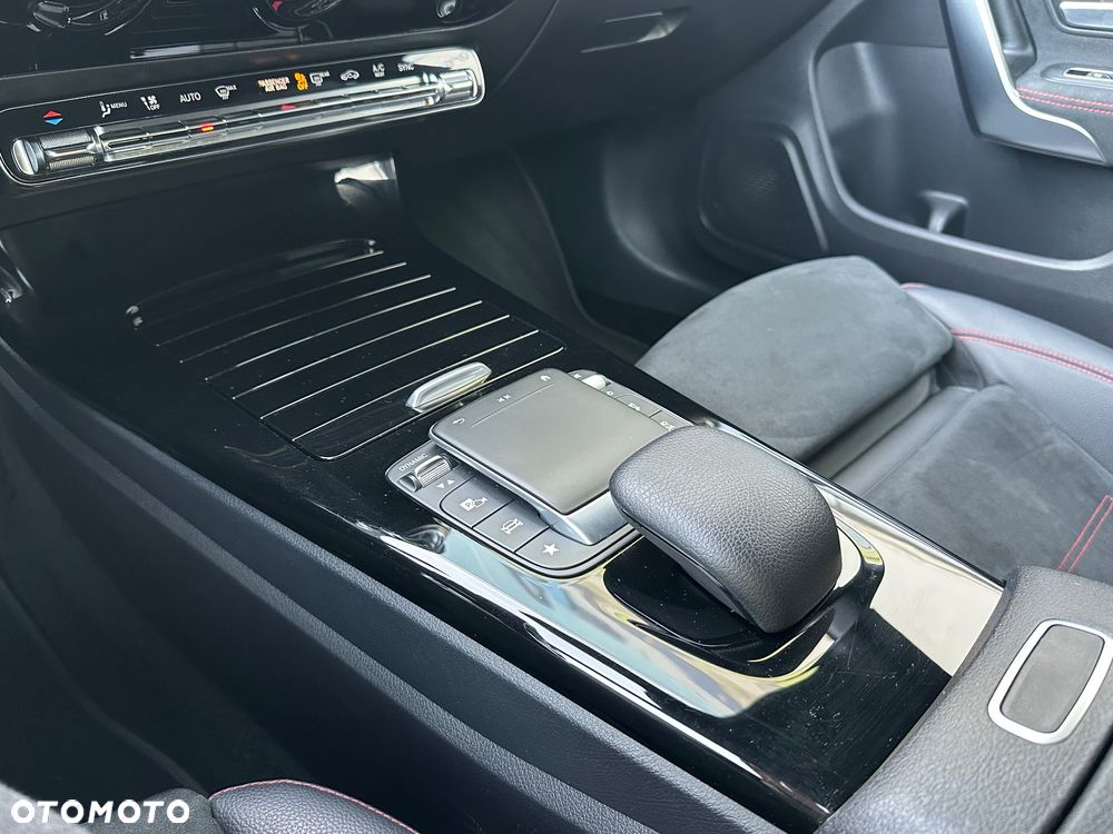 Mercedes-Benz CLA 180 d 8G-DCT AMG Line Advanced Plus - 15