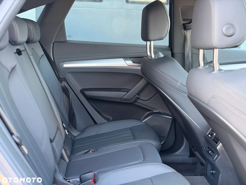 Audi Q5 Sportback - 9