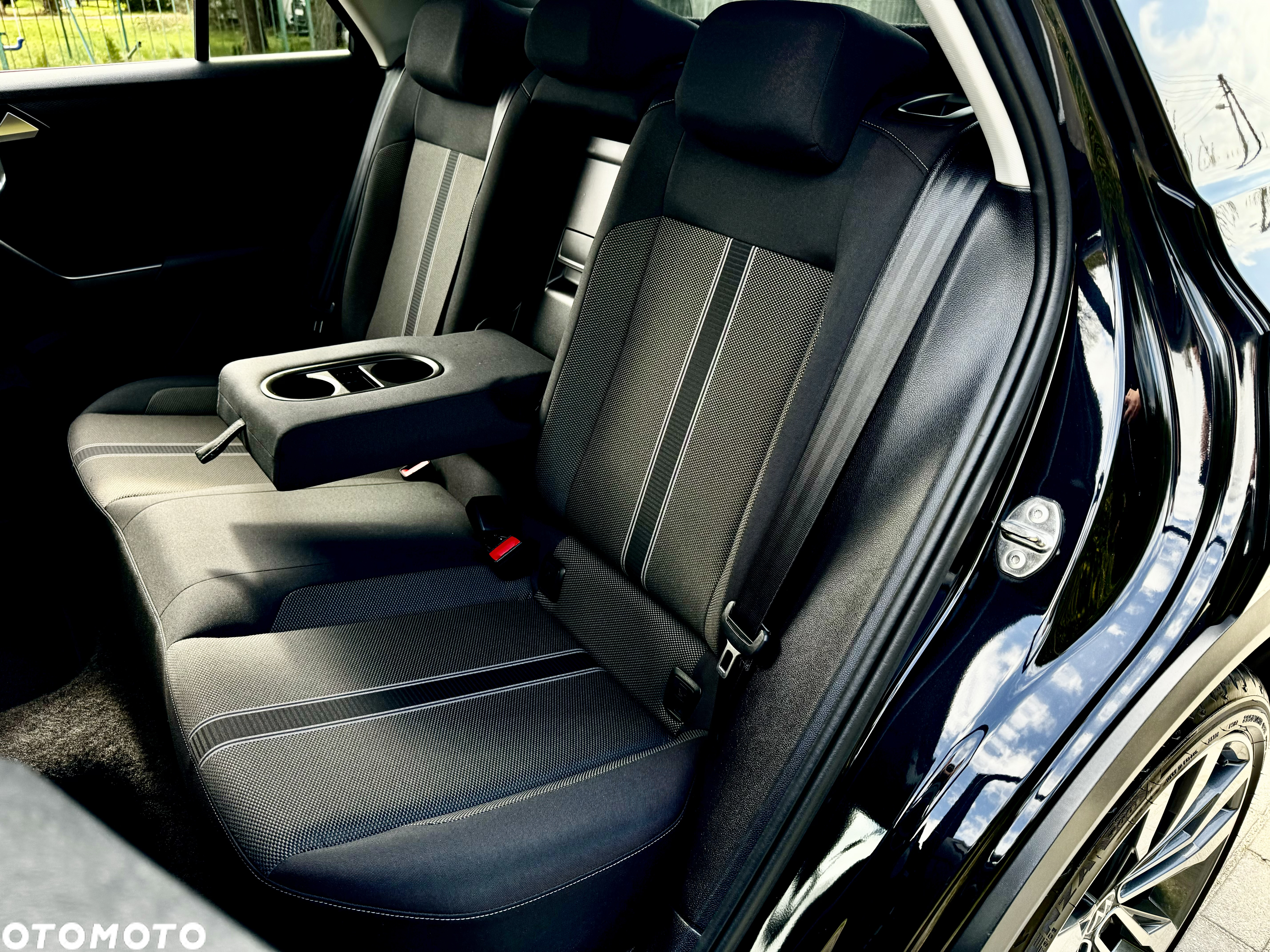 Volkswagen T-Roc 2.0 TDI SCR DSG R-Line - 32