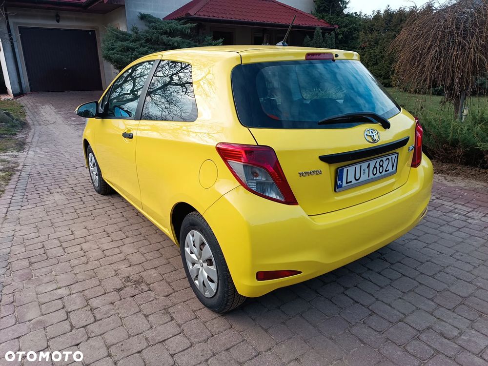 Toyota Yaris 1.0 Active - 17