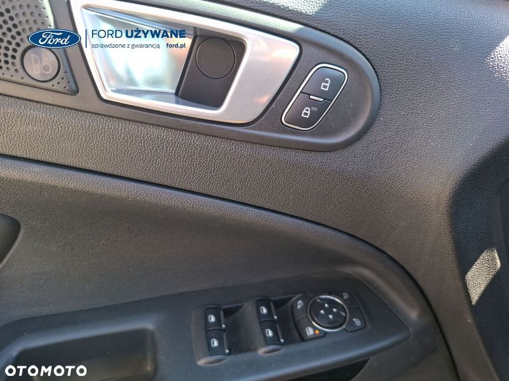 Ford EcoSport - 25