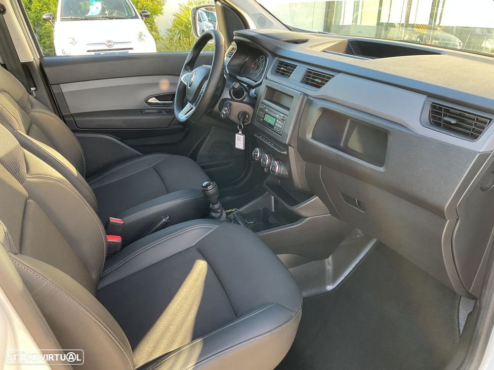 Renault Express 1.5 Blue dCi Advance - 27