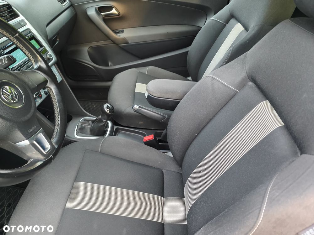 Volkswagen Polo - 25
