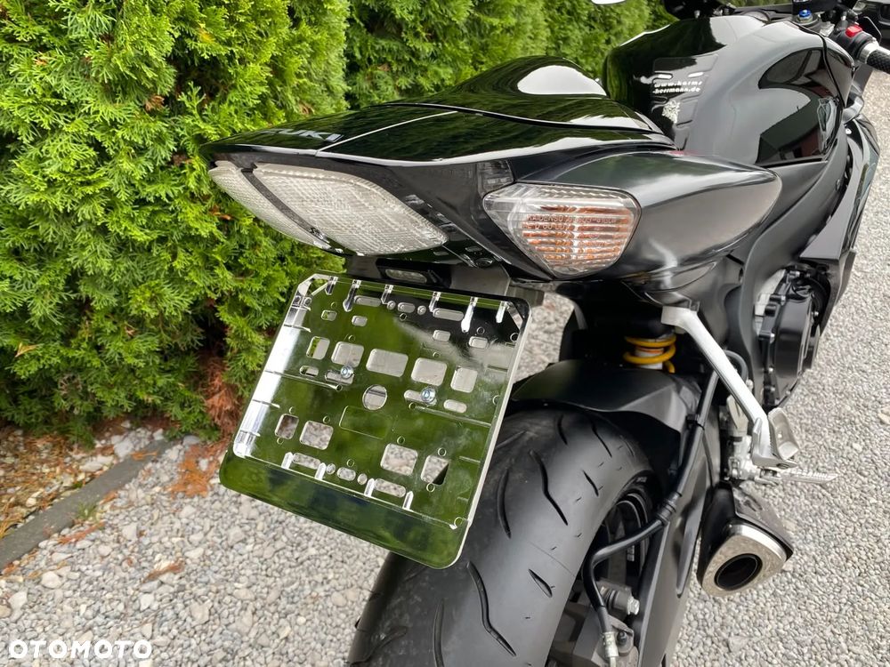 Suzuki GSX-R - 22