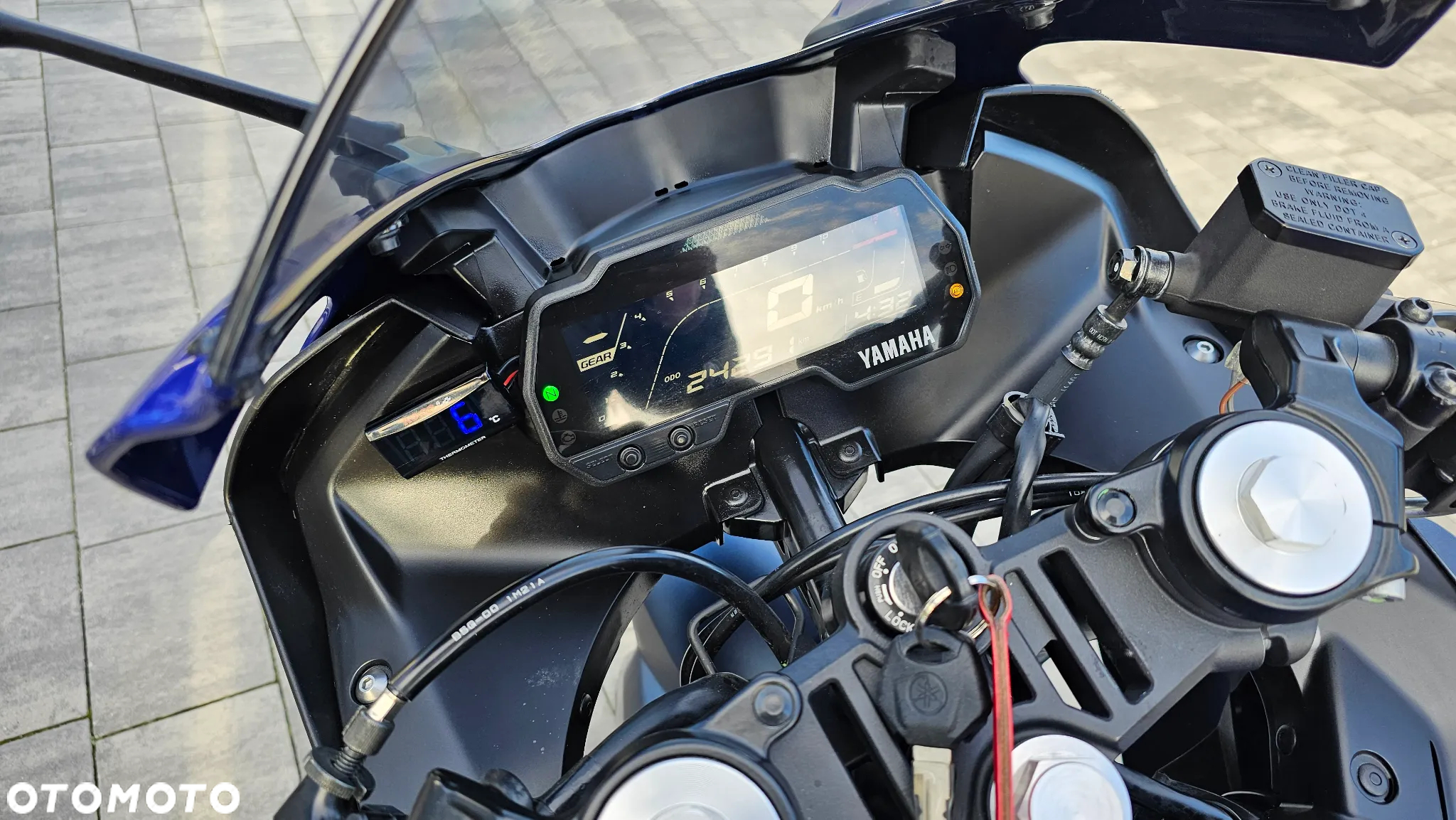 Yamaha YZF - 10