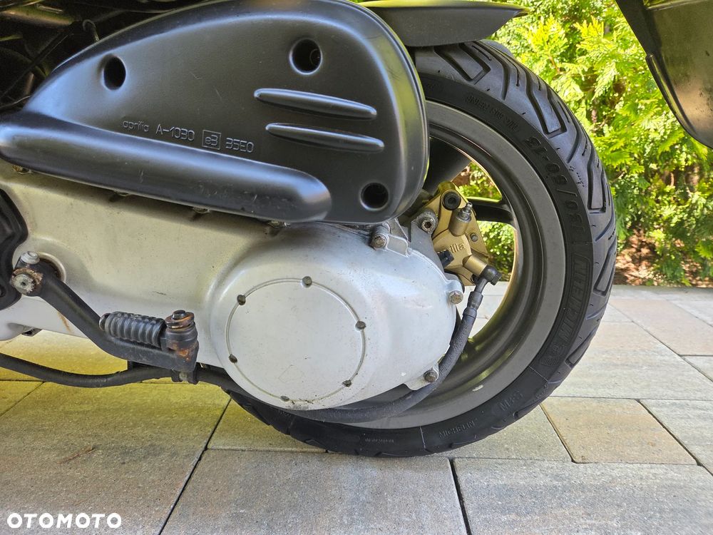 Aprilia SR - 22