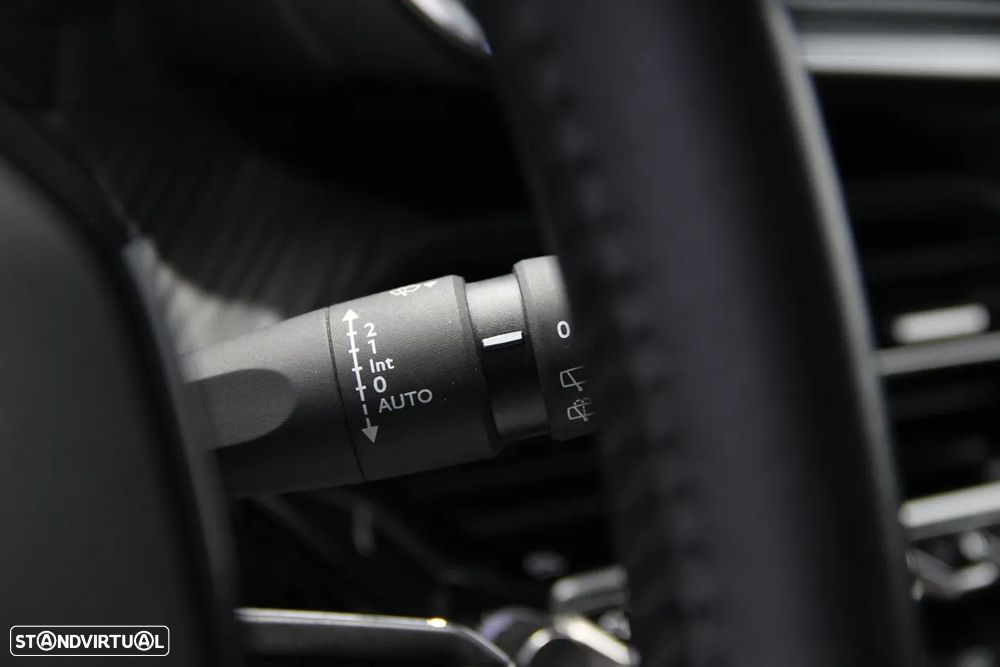 Peugeot 2008 1.2 PureTech Active Pack - 14