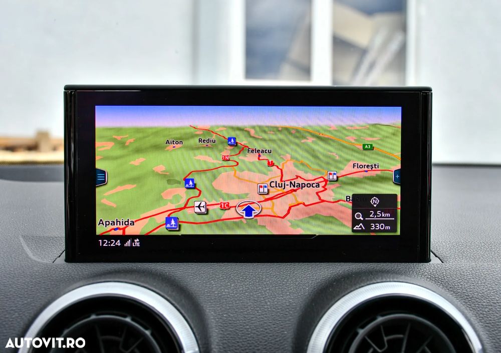 Audi Q2 S-Line Plus - 13