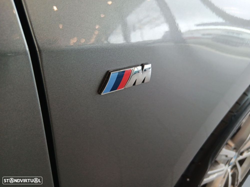 BMW 116 d Pack Desportivo M Auto - 25