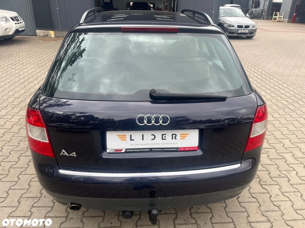 Audi A4 Avant - 8