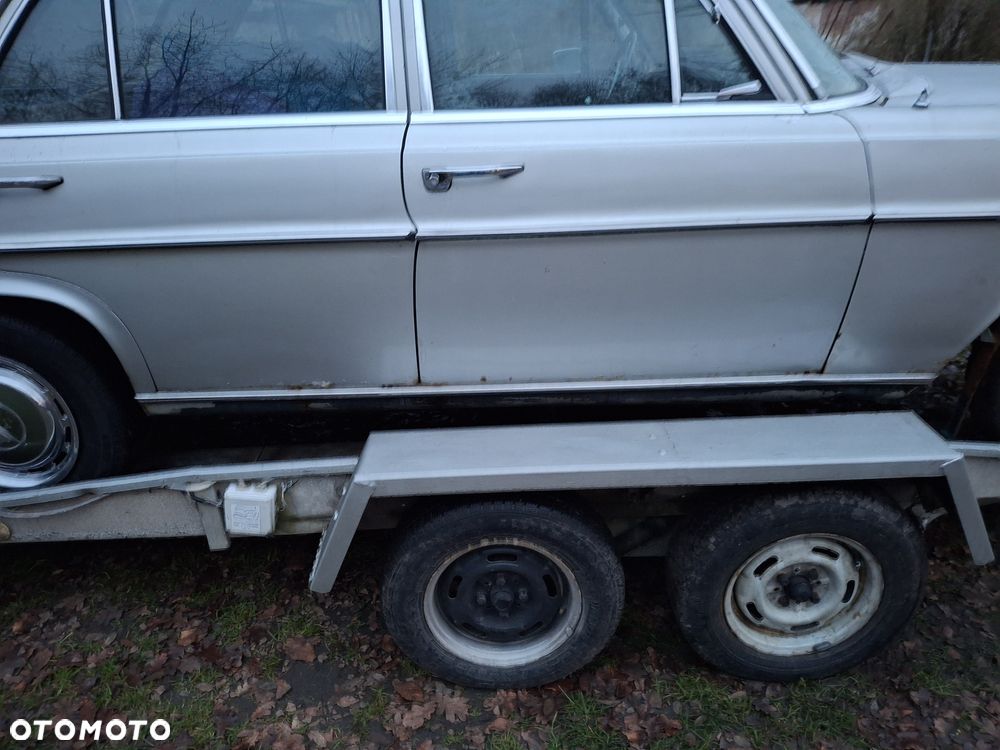 Mercedes-Benz 280 - 14