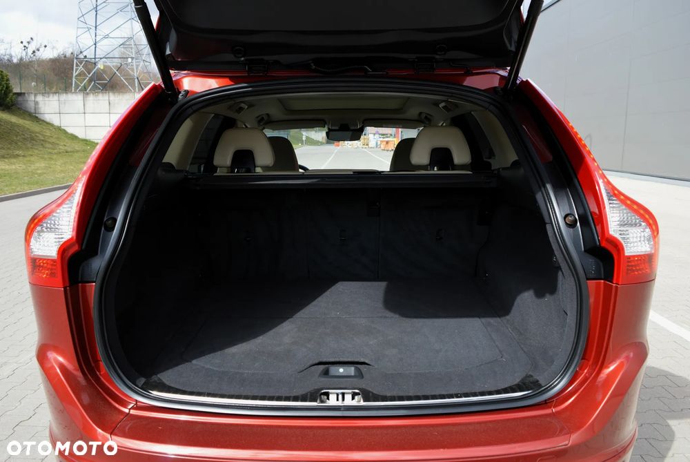 Volvo XC 60 D4 Drive-E Summum - 30