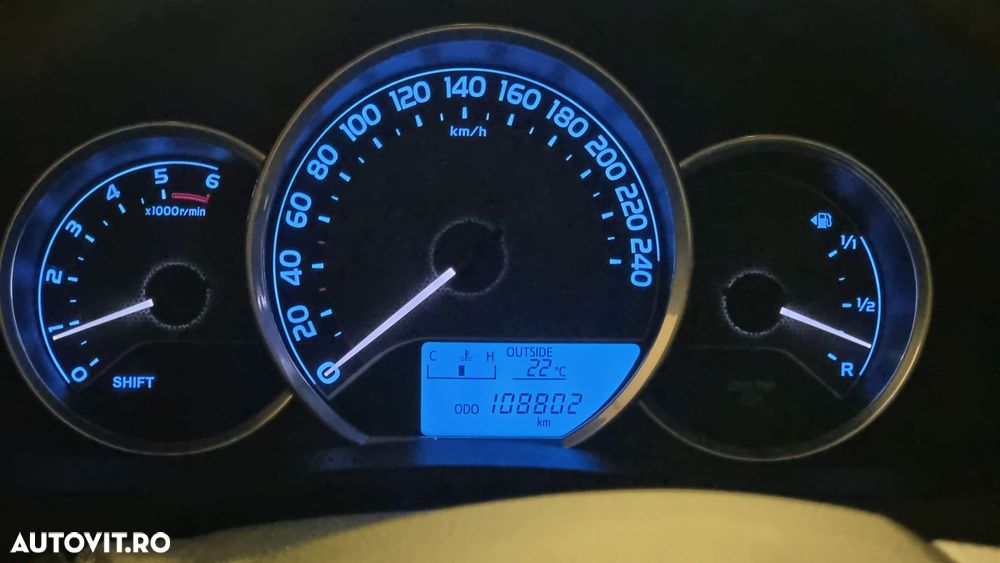 Toyota Auris 1.4 D-4D - 4