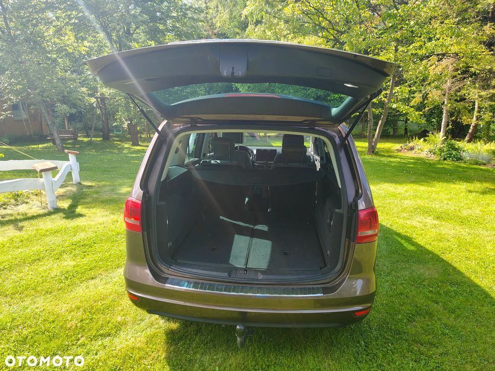 Volkswagen Sharan 2.0 TDI Comfortline DSG - 8