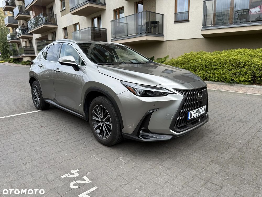 Lexus NX 350h Prestige 2WD - 6