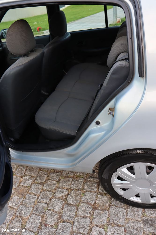 Renault Clio 1.2 16V Expression - 22