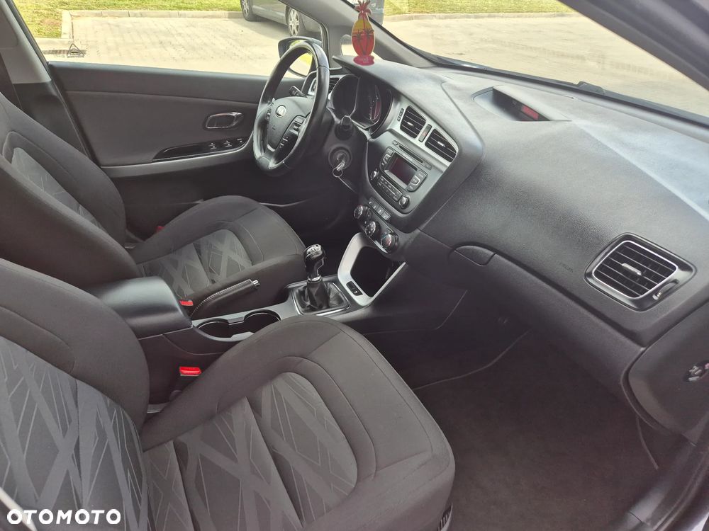 Kia Ceed 1.4 CVVT Edition 7 - 10