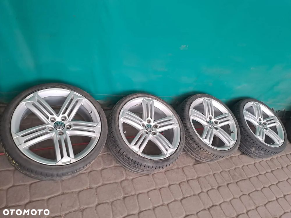 VW - Koła letnie - 235/35R19 - Golf  Scirocco Touran Jetta - 1