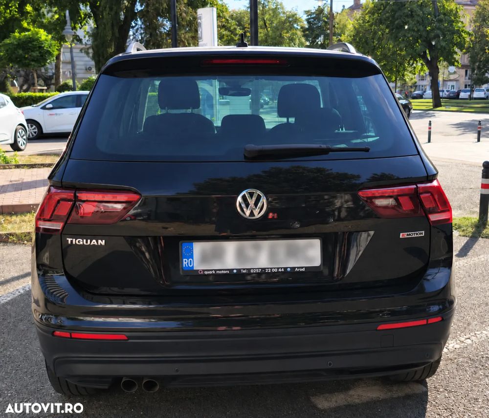 Volkswagen Tiguan - 4