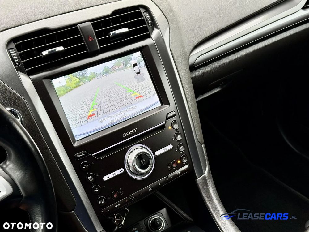 Ford Mondeo 2.0 EcoBlue Titanium - 25