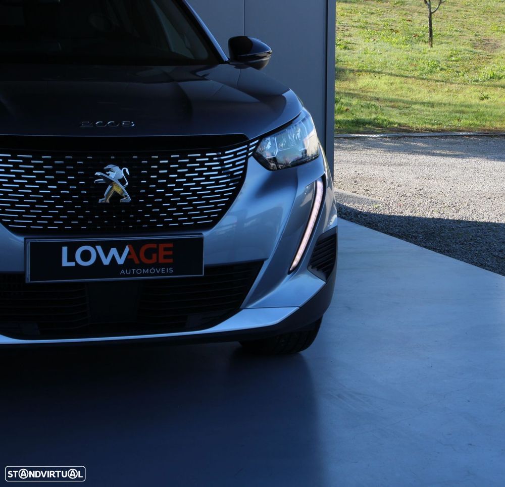 Peugeot 2008 1.2 PureTech Allure Pack - 21