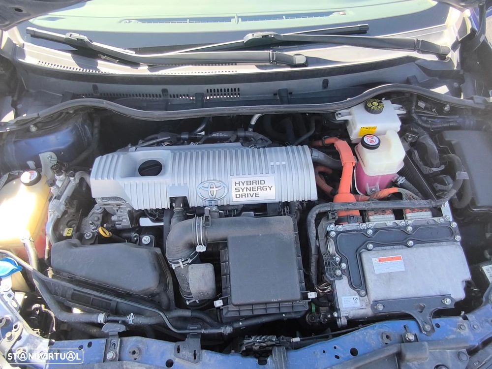 Toyota Auris 1.8 HSD Comfort +P.Sport+Navi - 12