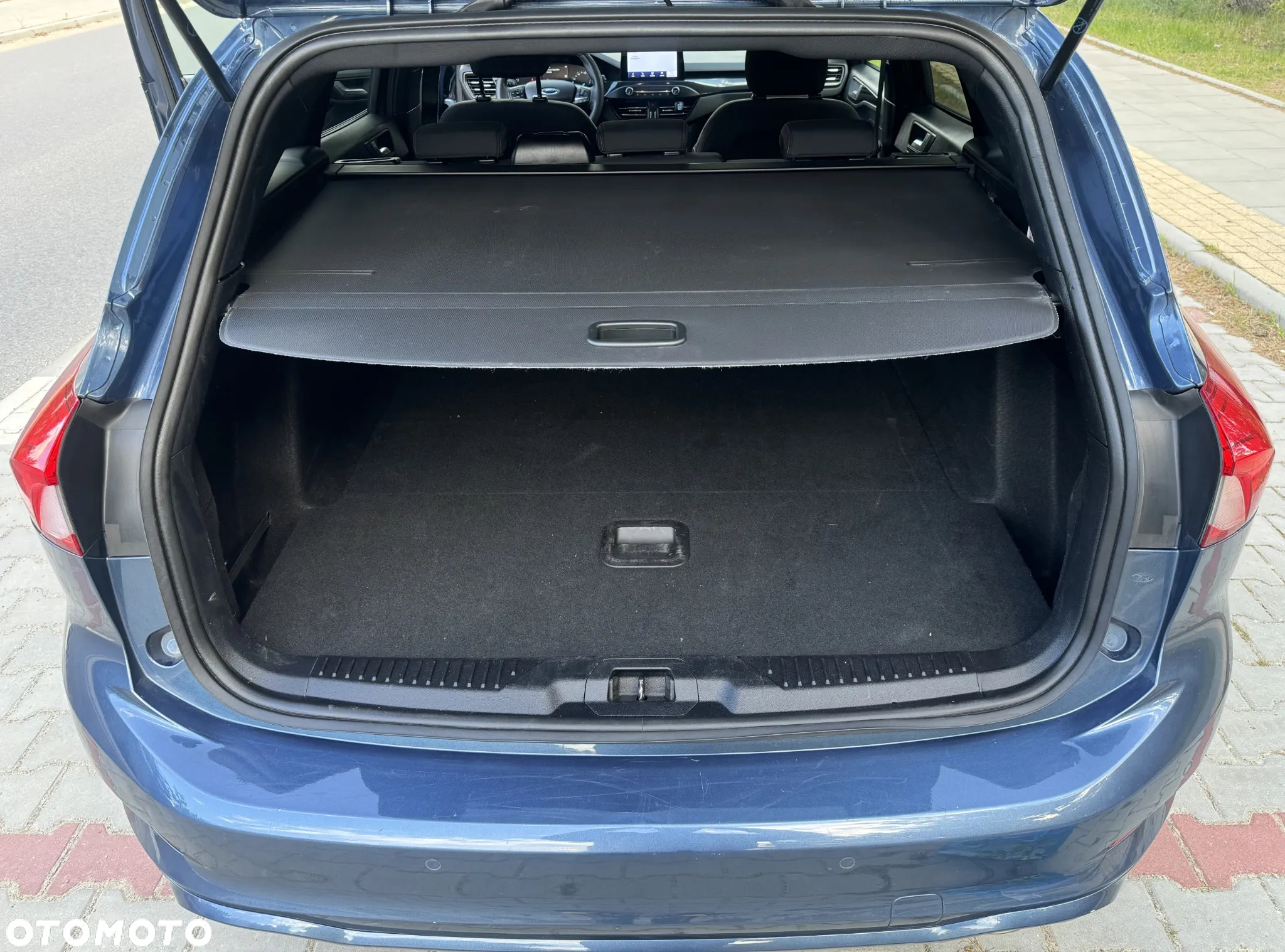 Ford Focus 1.0 EcoBoost Hybrid ST-LINE - 10
