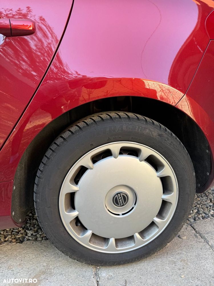 Volvo V40 D3 - 23