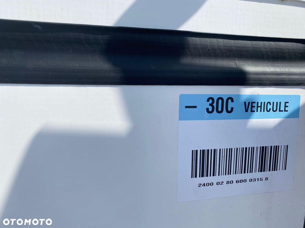 Ford Transit Custom - 13