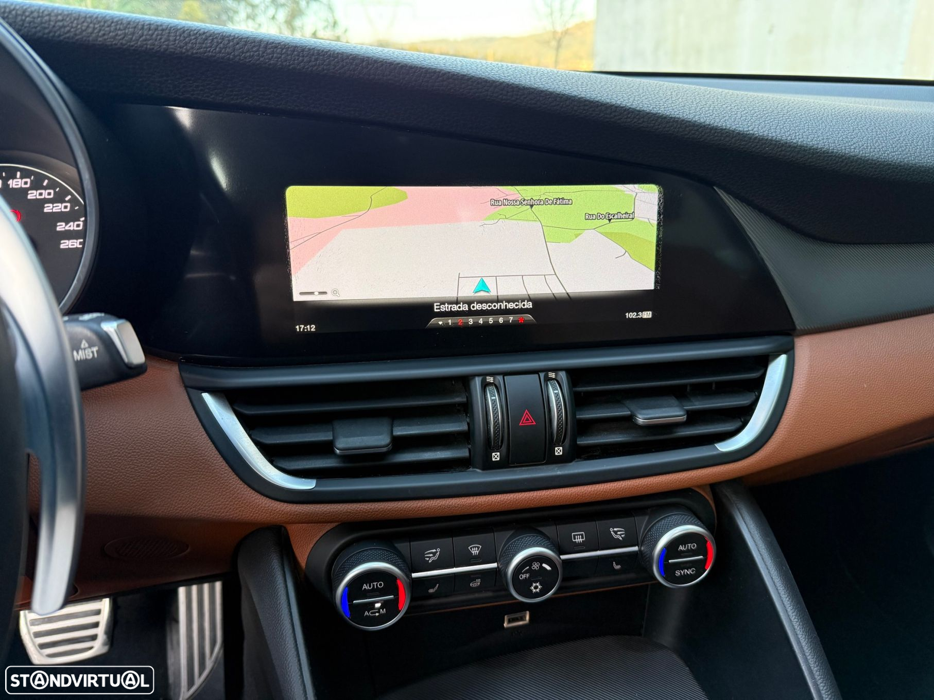 Alfa Romeo Giulia 2.0 Turbo 16V AT8-Q4 Veloce - 14