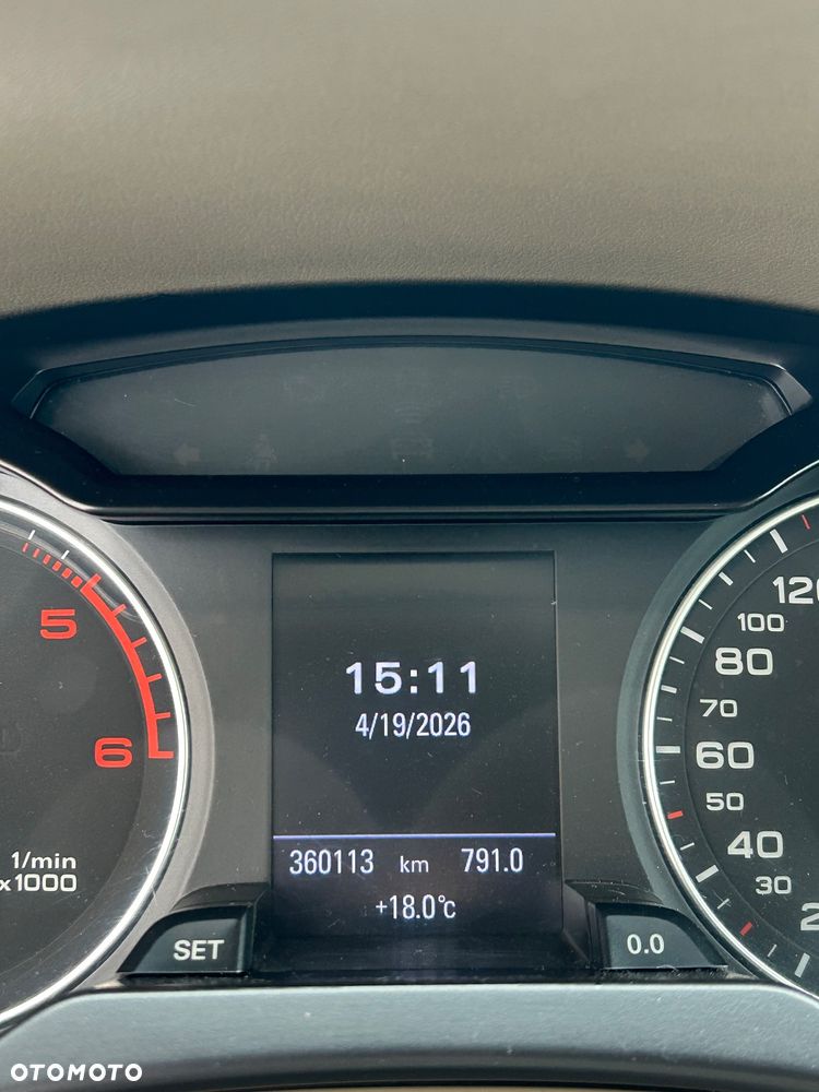 Audi A4 Limousine - 10