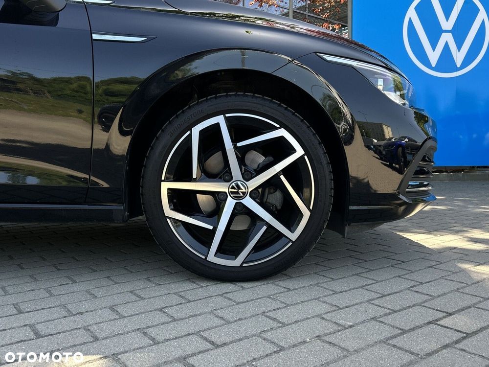 Volkswagen Golf 1.5 eTSI EVO Style DSG - 32