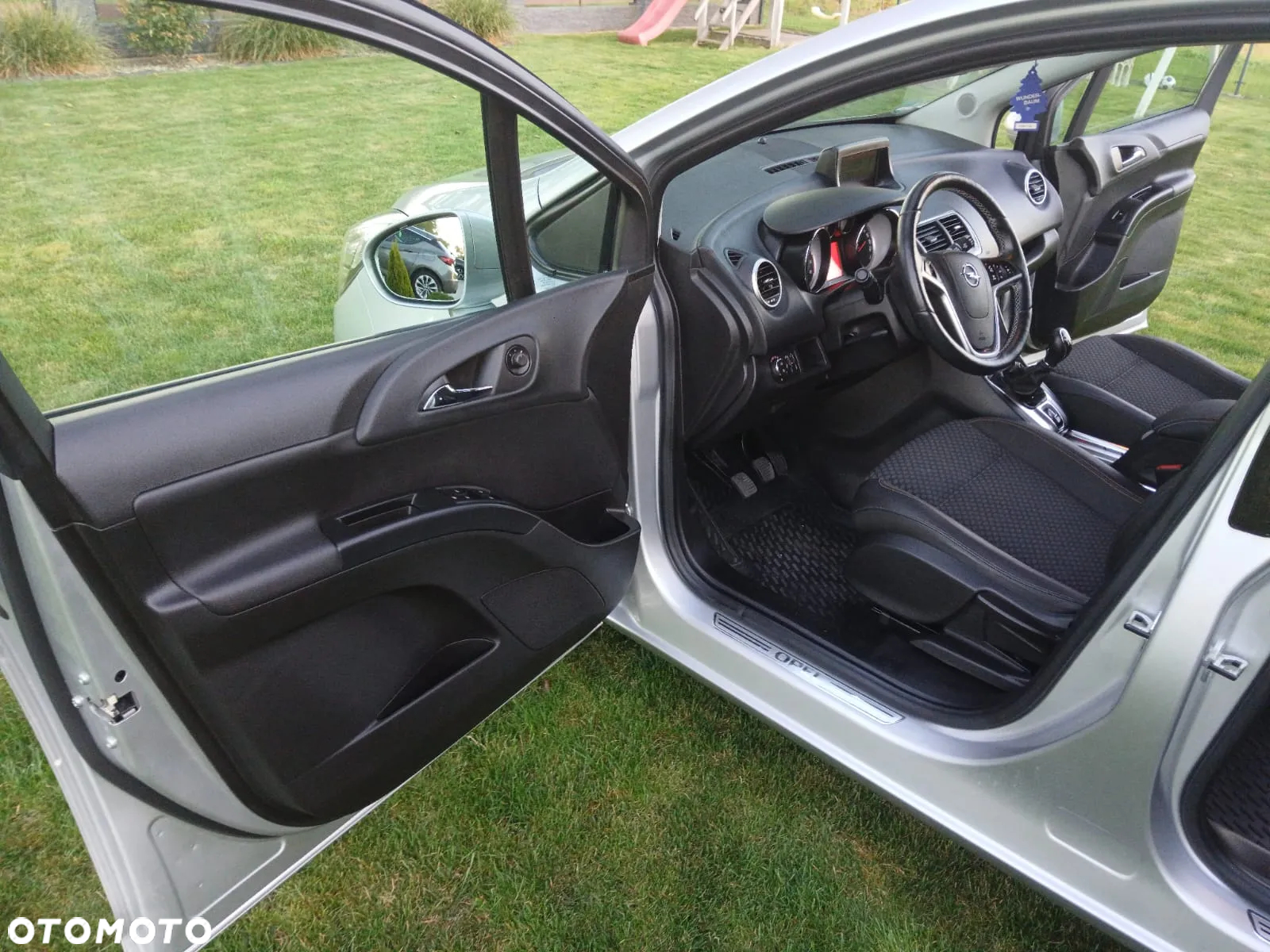 Opel Meriva 1.4 Innovation - 25