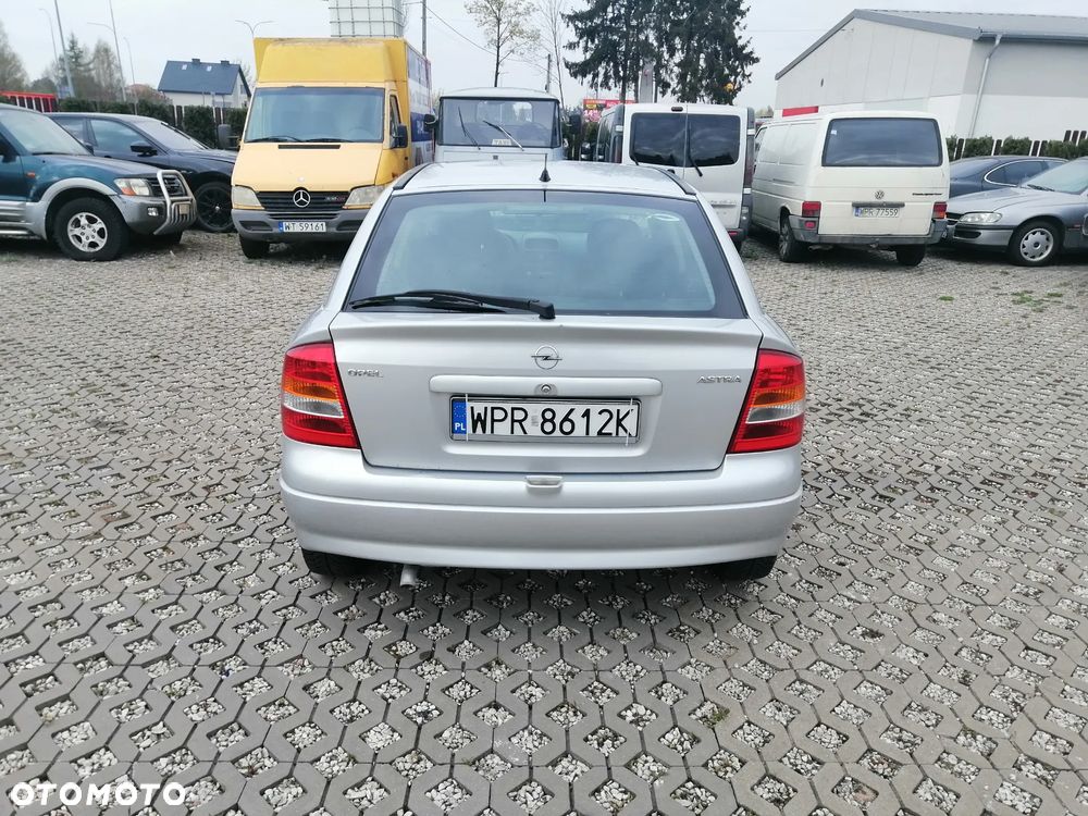 Opel Astra 1.2 Start - 5