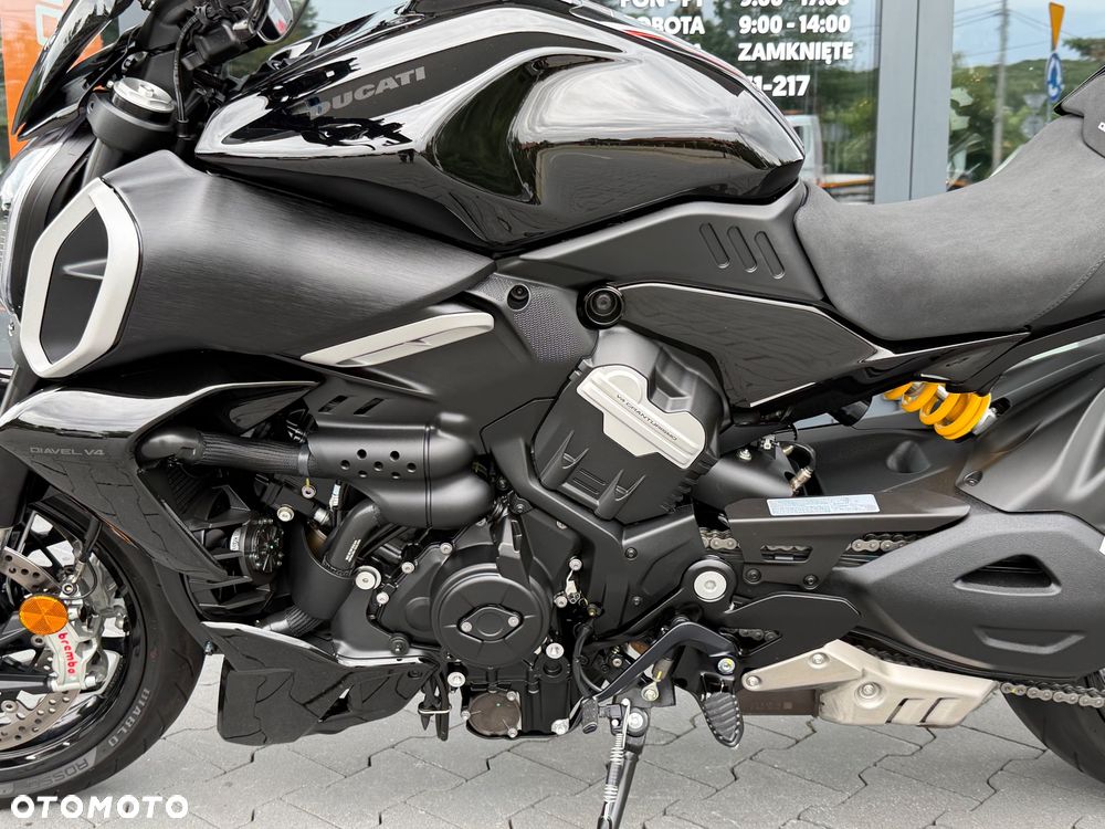 Ducati Diavel - 33