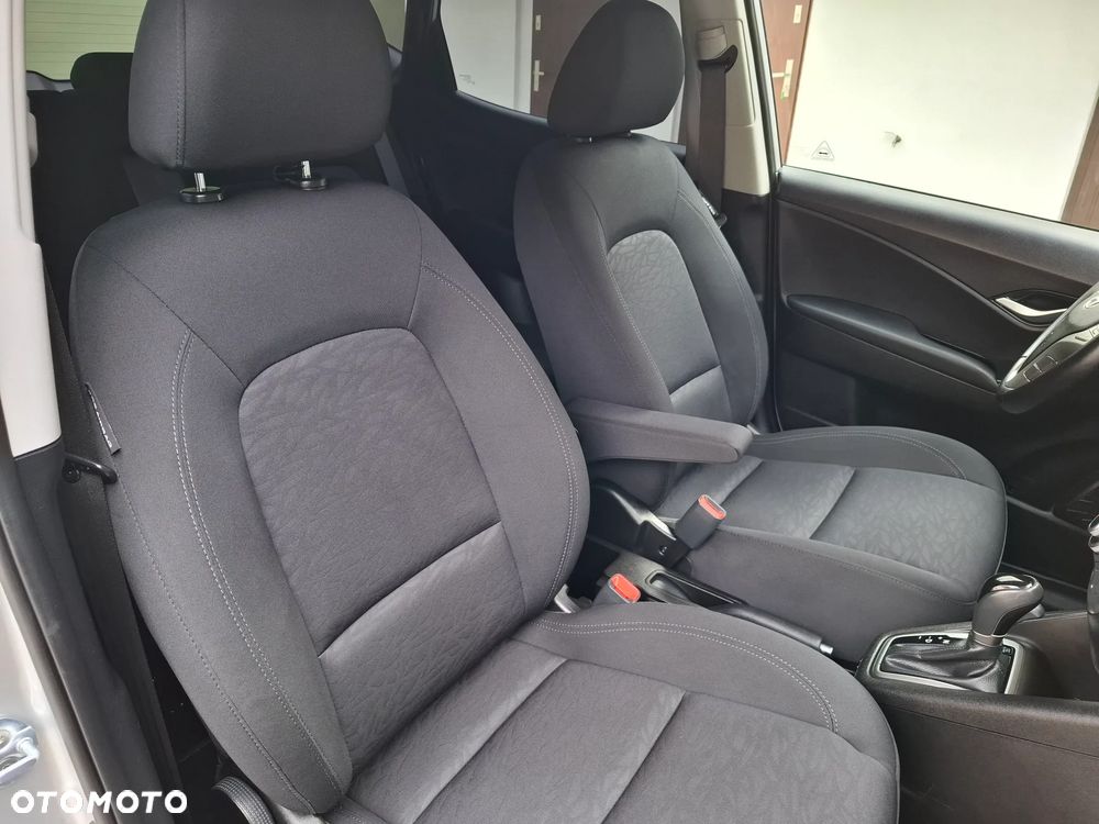 Hyundai ix20 - 19