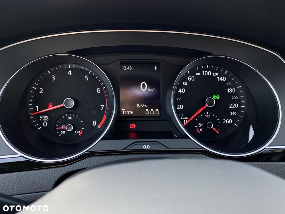 Volkswagen Passat 1.5 TSI EVO Elegance DSG - 16