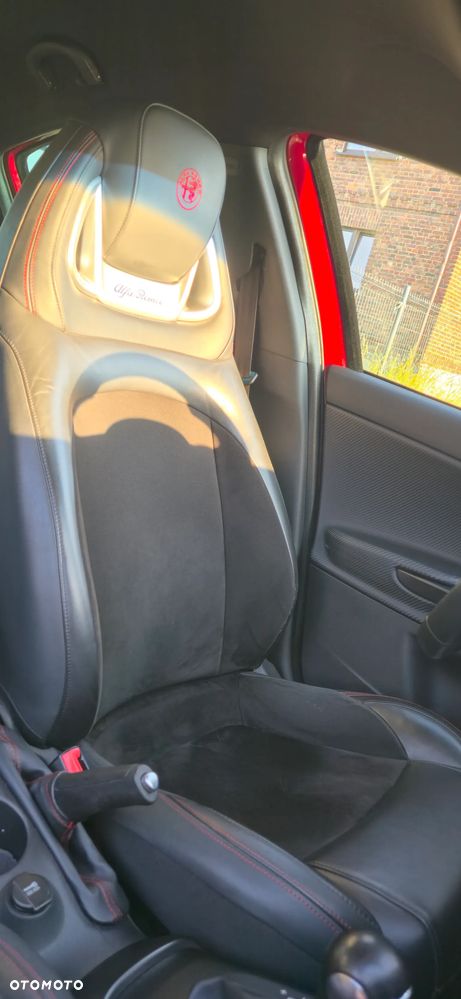 Alfa Romeo Giulietta 1750 TBi Veloce TCT - 11