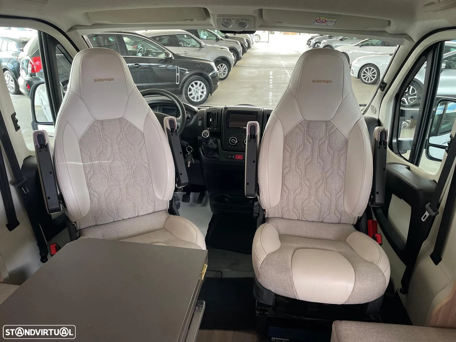 Burstner Lyseo Time Fidelity - Autocaravana c/Camas Central e Elevatória - 26