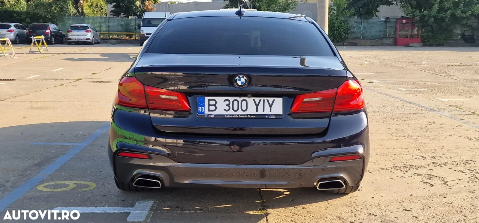 BMW Seria 5 520i AT - 9