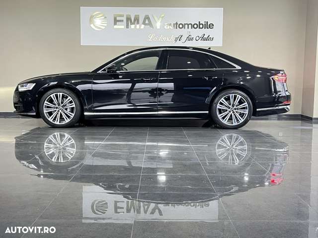 Audi A8 - 1