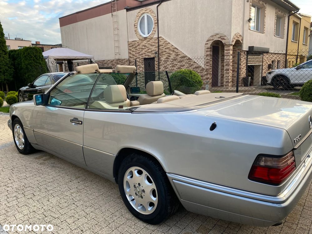 Mercedes-Benz W124 (1984-1993) - 3