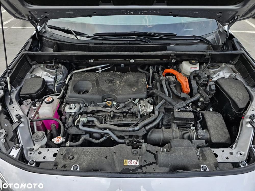 Toyota RAV4 - 11