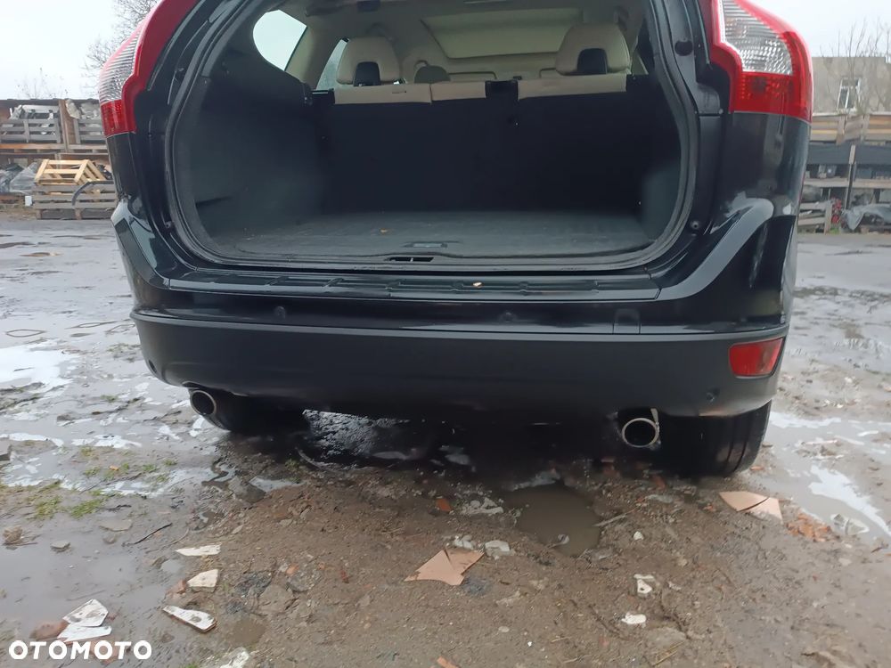 AUTO NA CZĘŚCI -VOLVO XC60 NA CZĘŚCI ĆWIARTKA BŁOTNIK POSZYCIE KLAPA ZDERZAK LAKIER 452-46 Dostawa GWARANCJA !!! Ćwiartka Drzwi Podłużnica Wanna Cały na części !!! Alufelgi Koła Przód Tył Zestaw Komplet Drzwi Klapa Zderzak Błotnik Maska Grill Atrapa Szyba Pas Lampa Lusterko Boczki Fotel Kanapa Kokpit Deska Rozdzielcza Przełącznik Włącznik Sterownik Przewody Wiązka Instalacja Moduł Komputer Czujnik Listwa Pompa Alternator Wtryski Głowica Rozrusznik Kompresor Sprzęgło Dwumas Silnik Skrzynia ABS Klimatyzacji Paliwa Wspomagania Kolektor Turbina Przepustnica Zawór Chłodnica Koło Hak Belka Sanki Zawieszenie Mcpherson Półoś Amortyzator Wydech Tłumik Zacisk Most - 16