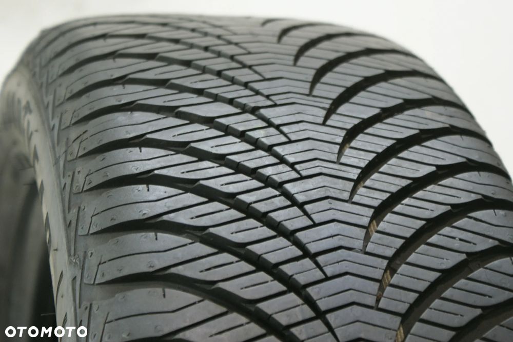 205/55R16 GOODYEAR VECTOR 4SEASONS G2 , 8,3mm 2023r B1493 - 2