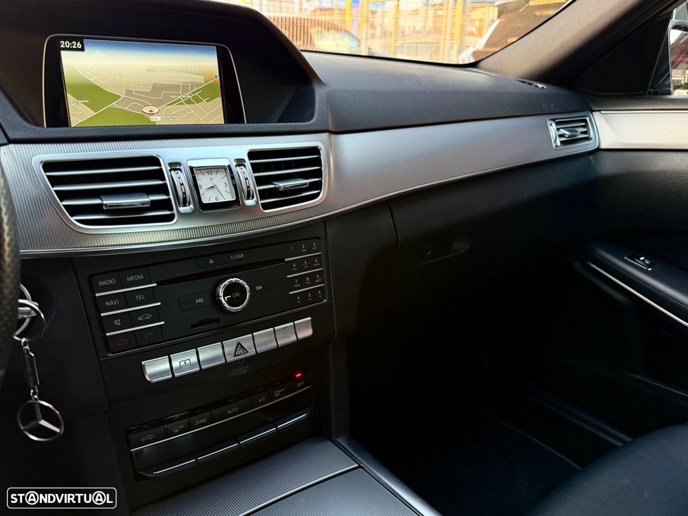 Mercedes-Benz E 300 BLUETEC Hybrid Avantgarde - 20