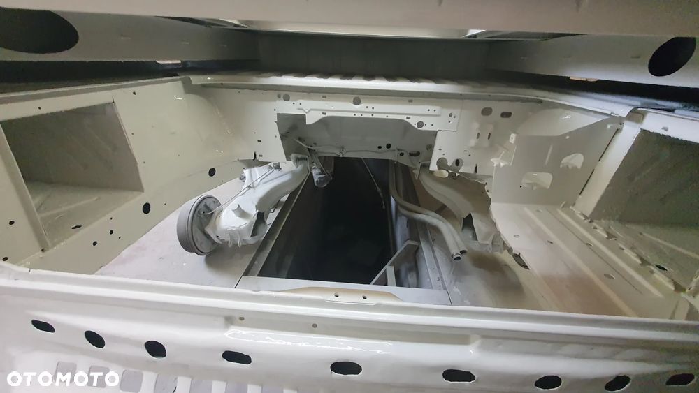 Volkswagen Transporter 253 2B2 - 18