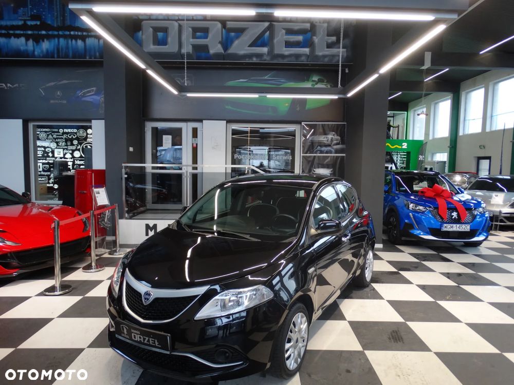 Lancia Ypsilon 1.2 8V Platinum S&S - 1